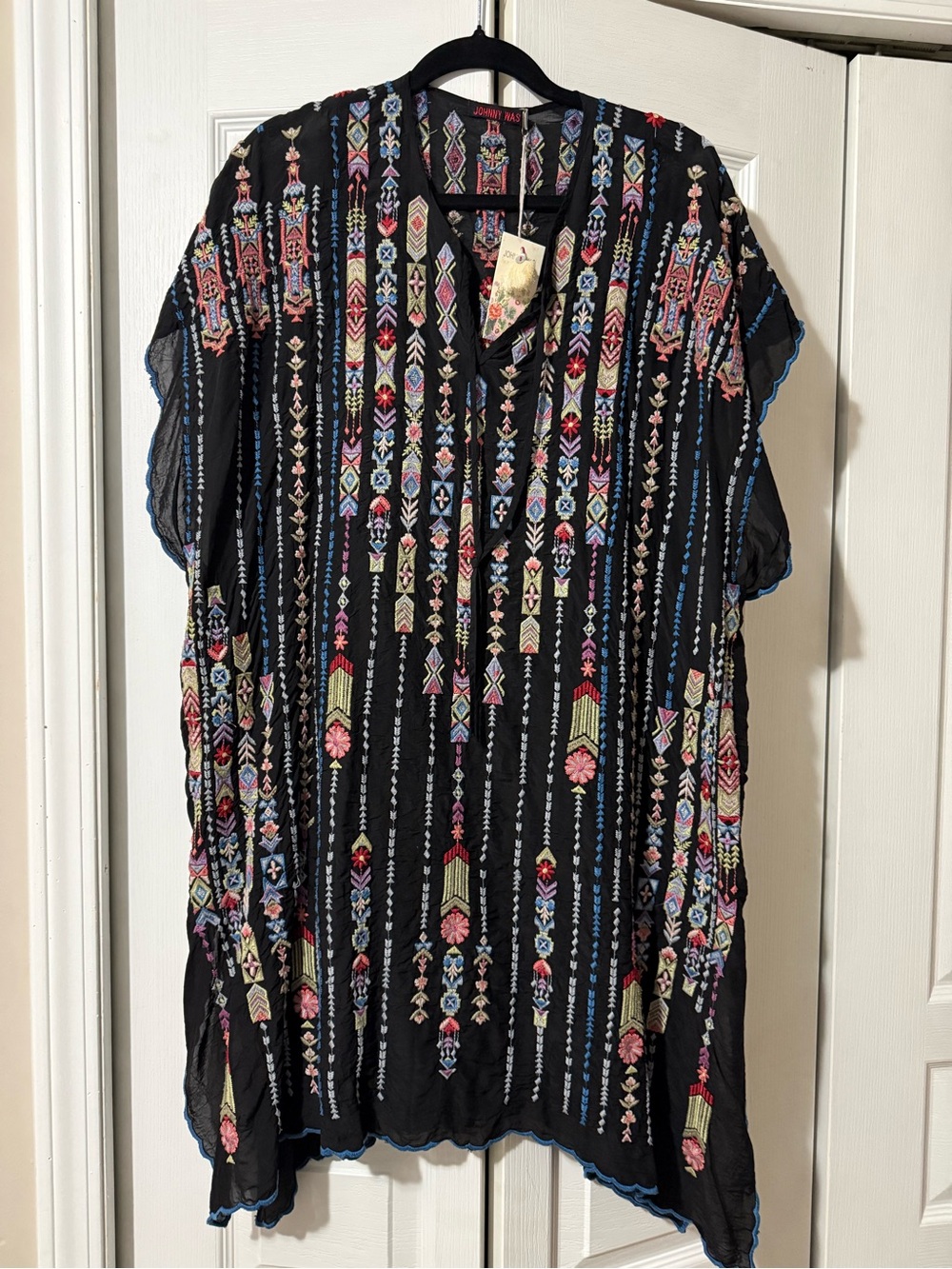 Johnny Was Black Multicolour Embroidered Kaftan Style Tunic w/ Scalloped Trim L